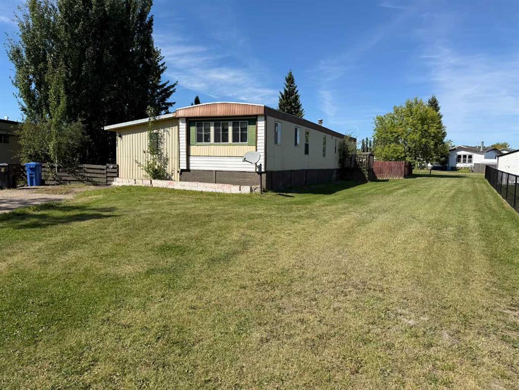 5025 44 Street , A2340522, Alberta,