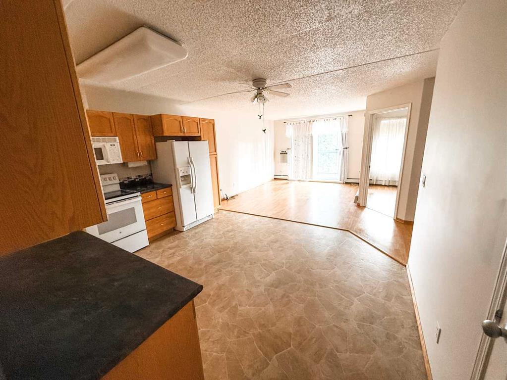 Third View of 205, 777 48 Street , NONE, Edson, Alberta, T7E 1Z6