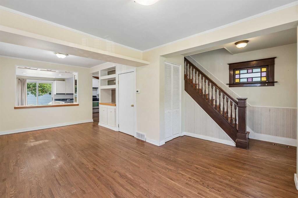 Fifth View of 420 12 Avenue NW, Crescent Heights, Calgary, Alberta, T2M 0C9