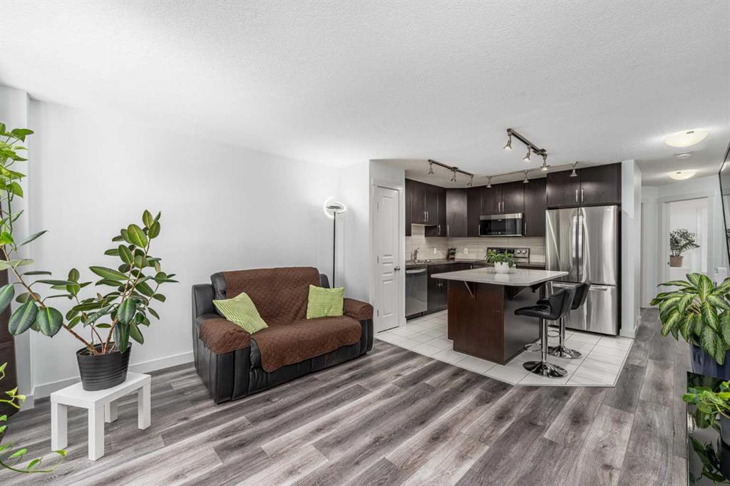 Fifth View of 1110 Mckenzie Towne Row SE, McKenzie Towne, Calgary, Alberta, T2Z 1E1