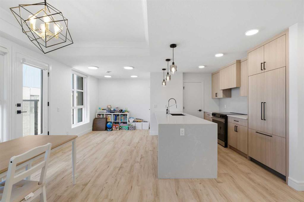 Fourth View of 304, 4270 Norford Avenue NW, University District, Calgary, Alberta, T3B 6P8