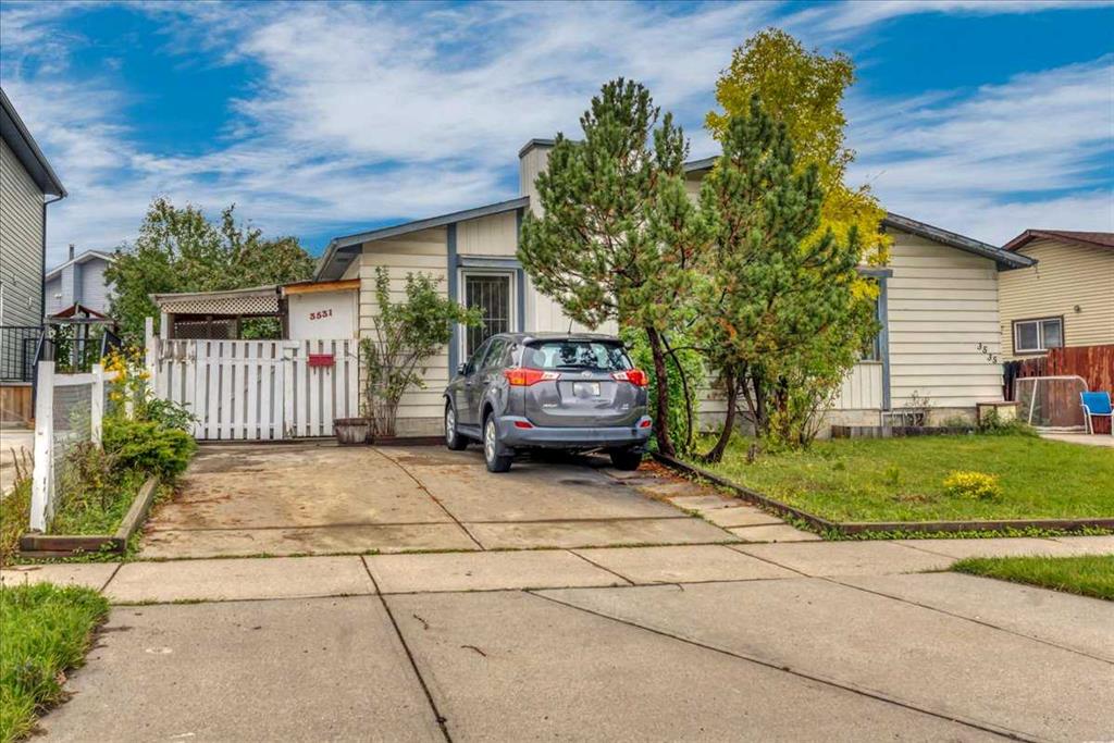3531 42 Street NE, A2340557, Alberta,