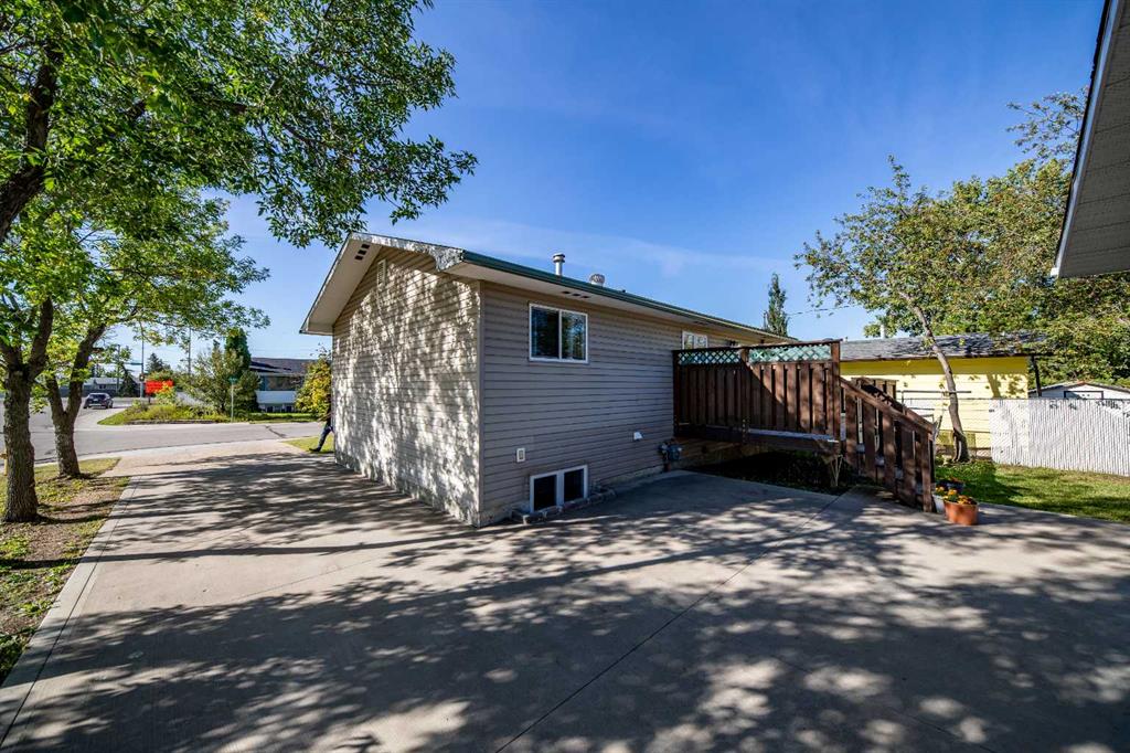 Fourth View of 9710 117 Avenue , Crystal Ridge, Grande Prairie, Alberta, T8V 3P4