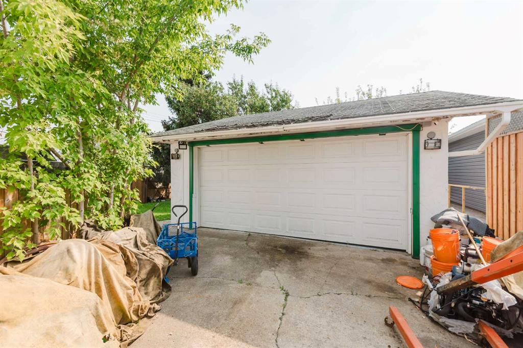 Third View of 9205 111 Avenue , Mountview, Grande Prairie, Alberta, T8V3L7