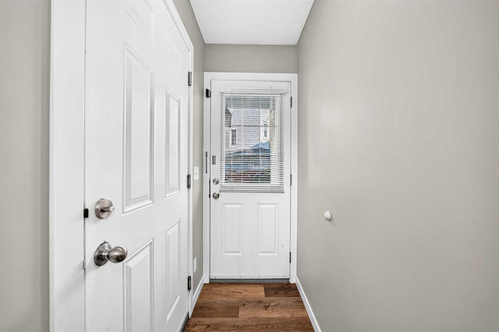 Fourth View of 108 New Brighton Point SE, New Brighton, Calgary, Alberta, T2Z1B8