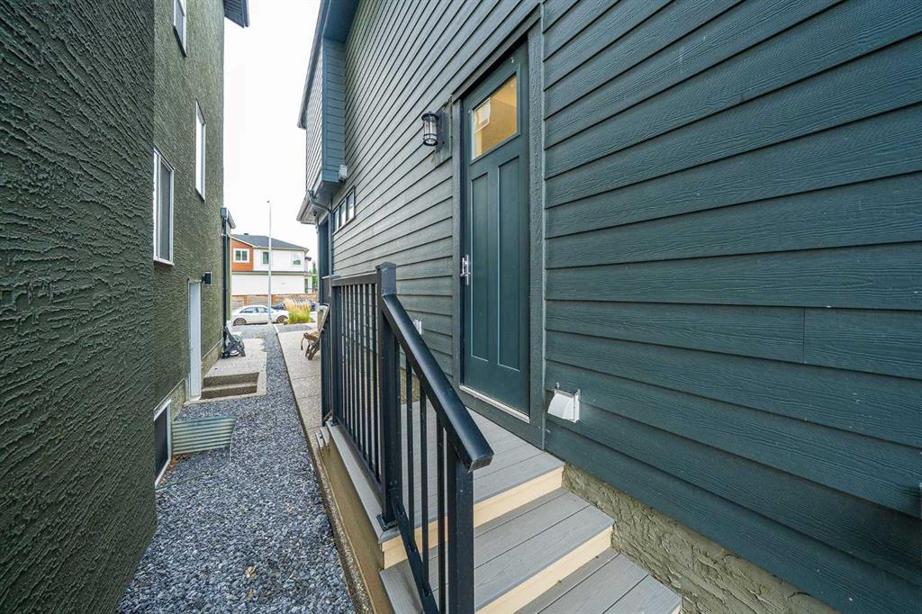 Fourth View of 92 Walcrest View SE, Walden, Calgary, Alberta, T2X 4G3