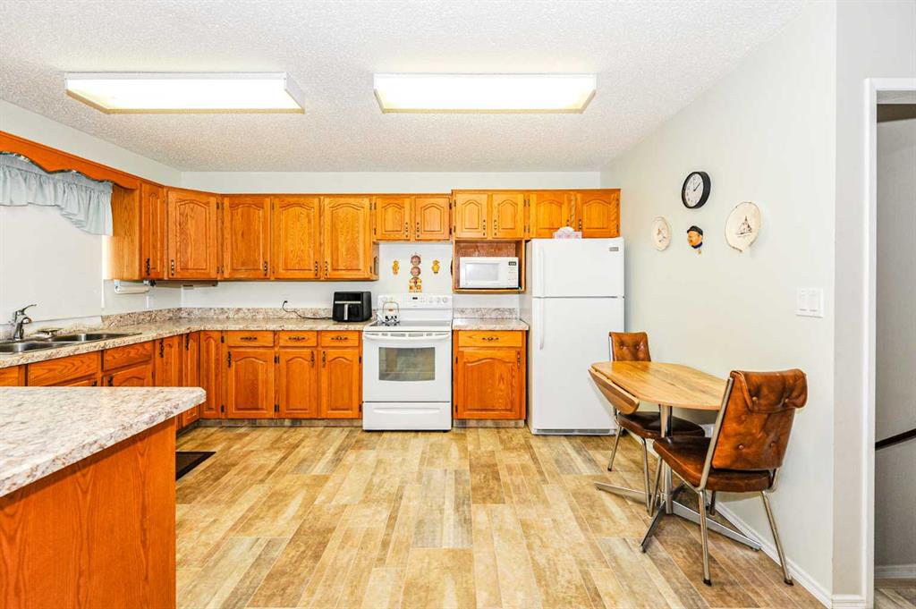 Fifth View of 4912 56 Avenue , Ryley, Ryley, Alberta, T4V 4A0
