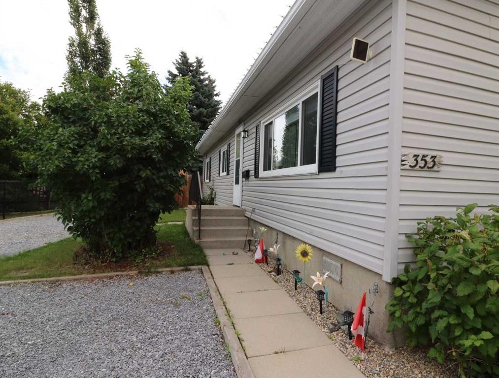 Third View of 353 Big Springs Drive SE, Big Springs, Airdrie, Alberta, T4A 1B7