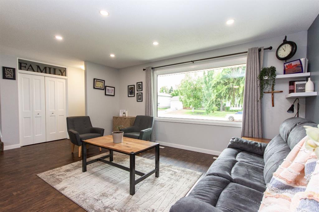 Fourth View of 98 Baird Street , Bower, Red Deer, Alberta, T4R 1H4