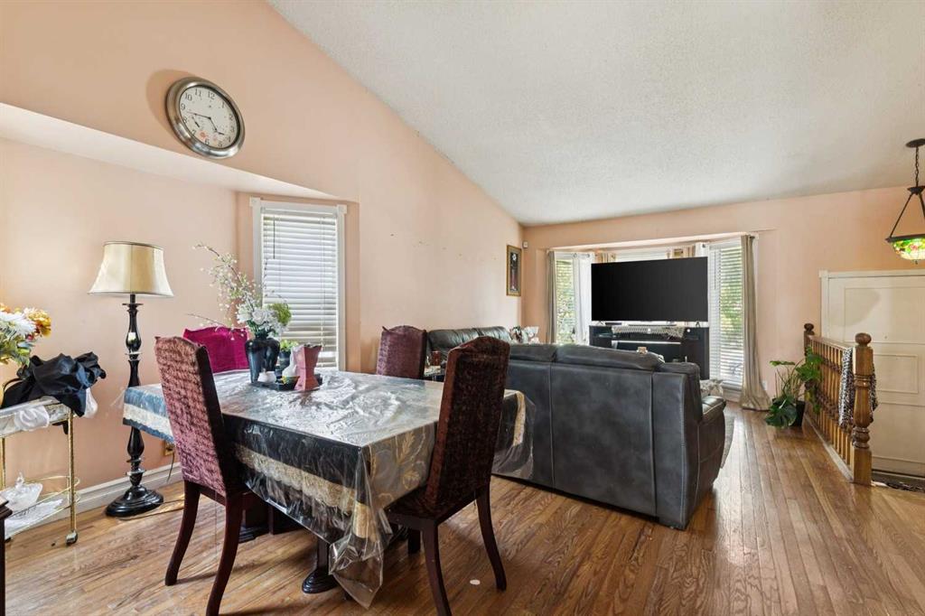 Fifth View of 111 Riverbrook Road SE, Riverbend, Calgary, Alberta, T2C 3P7