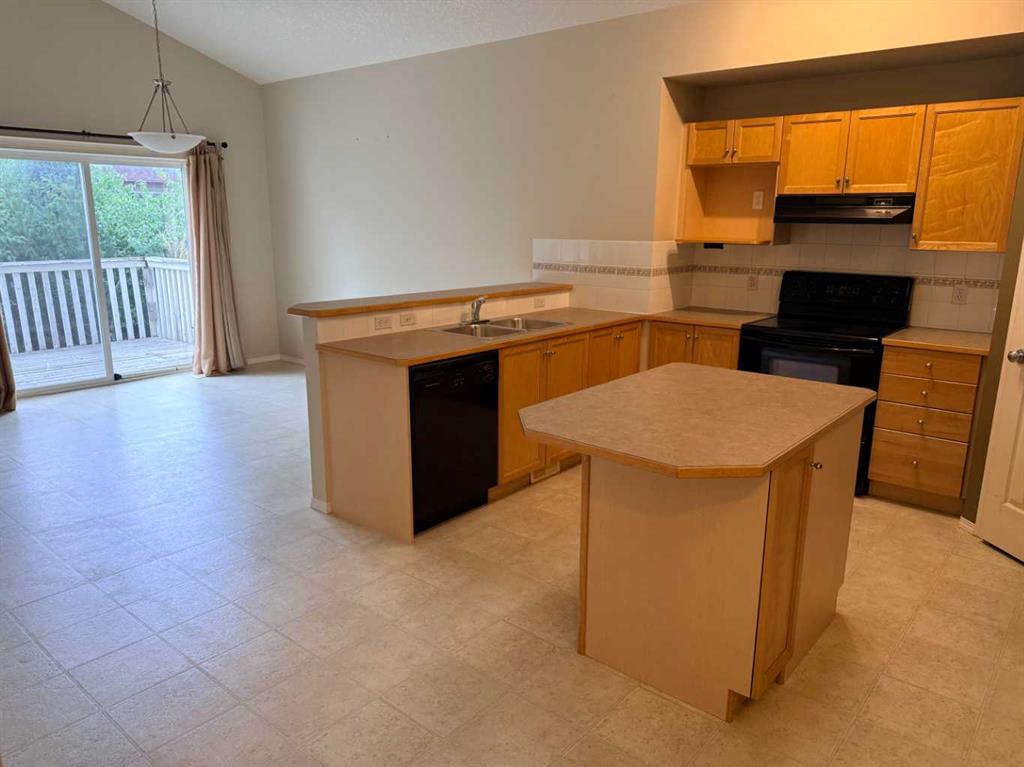 Third View of 61 Everwoods Close SW, Evergreen, Calgary, Alberta, T2Y 5A6