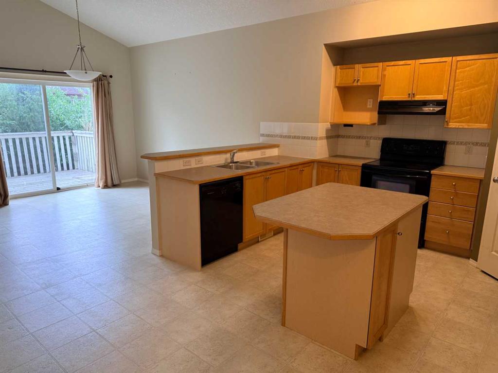 Fourth View of 61 Everwoods Close SW, Evergreen, Calgary, Alberta, T2Y 5A6