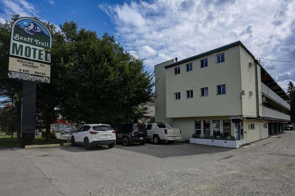 2107 16 Avenue NW, A2340675, Alberta,
