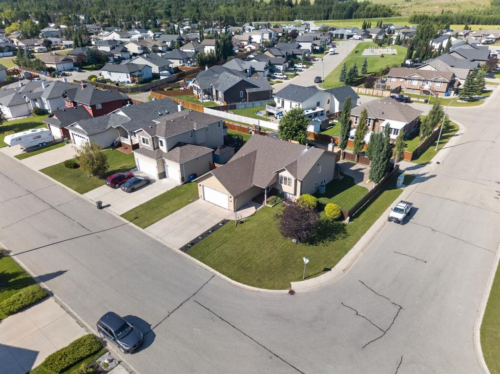 Third View of 1212 2 Street NE, NONE, Sundre, Alberta, T0M1X0