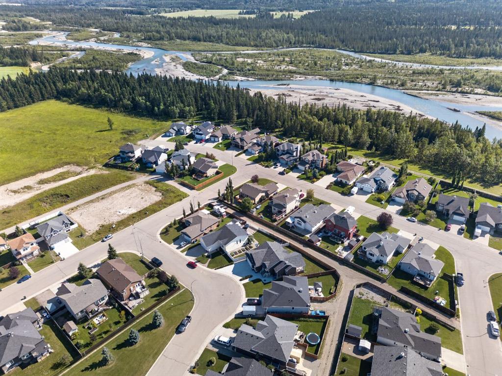 Fifth View of 1212 2 Street NE, NONE, Sundre, Alberta, T0M1X0