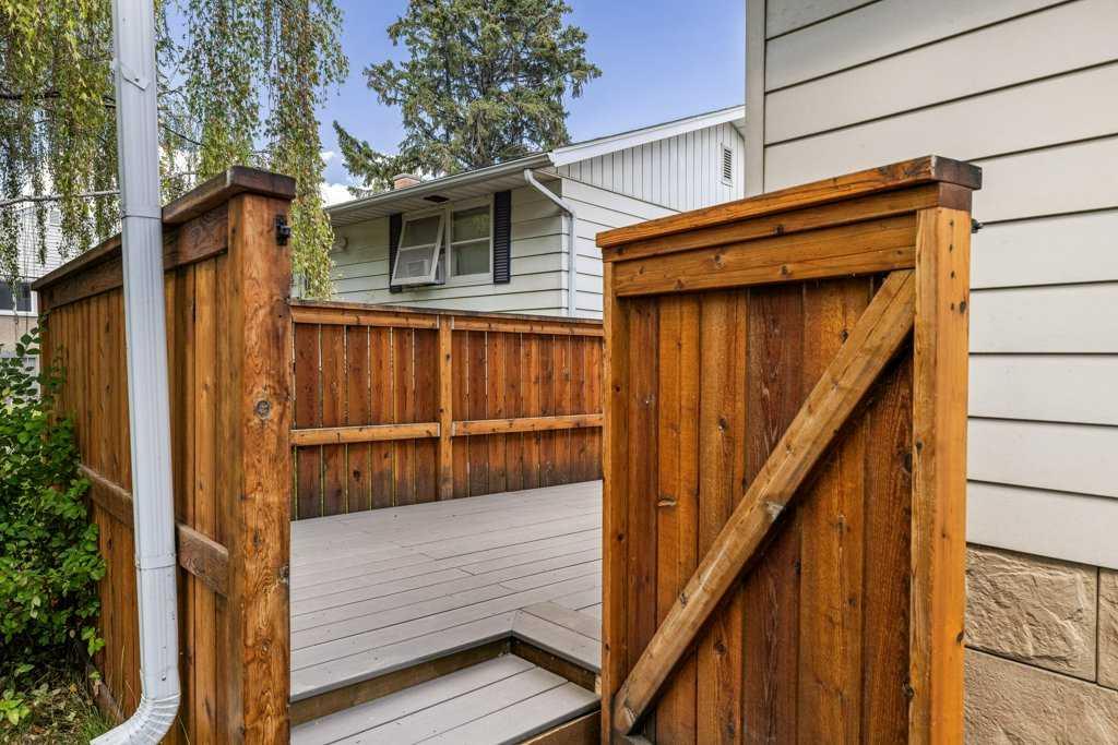 Fourth View of 44 Lynndale Road SE, Ogden, Calgary, Alberta, T2C0T2