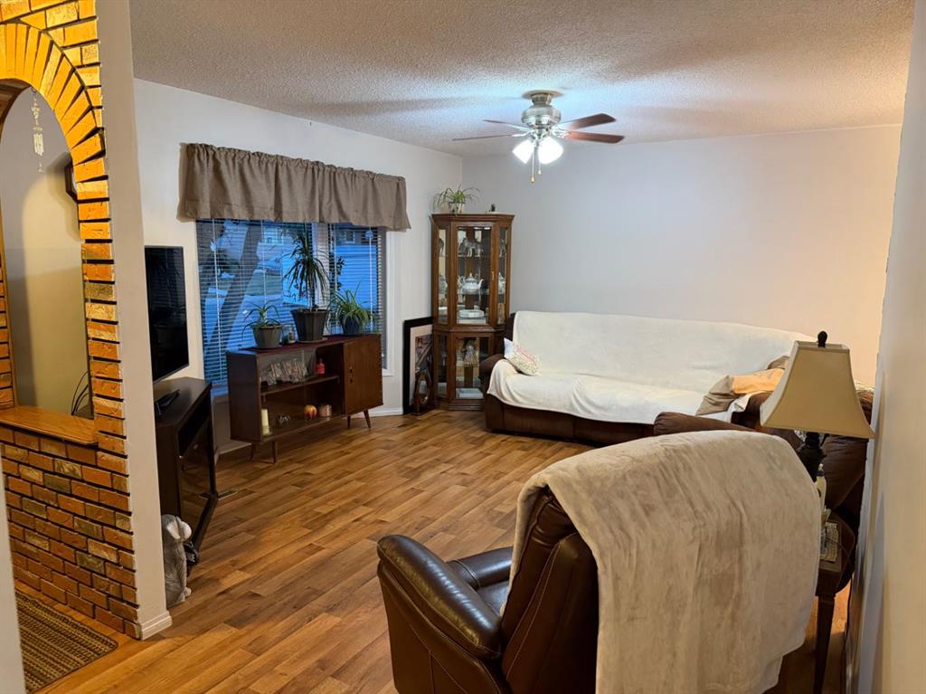 Fifth View of 97 Greenview Close N, Park Meadows, Lethbridge, Alberta, T1H 4K8