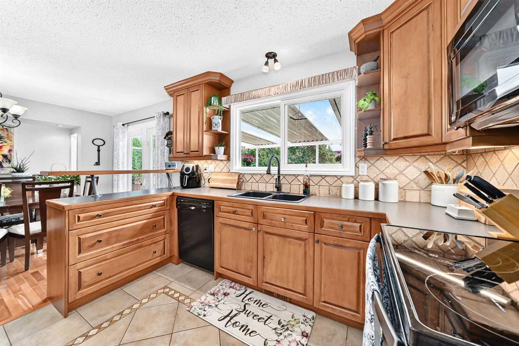 Fourth View of 15 Nolan Street , Normandeau, Red Deer, Alberta, T4P1Y8