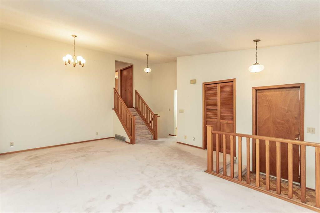 Third View of 9 Rollis Street , Rosedale Meadows, Red Deer, Alberta, T4P 2Y6