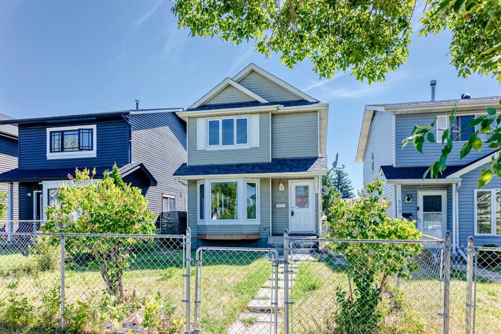 312 Falton Drive NE, A2340790, Alberta,