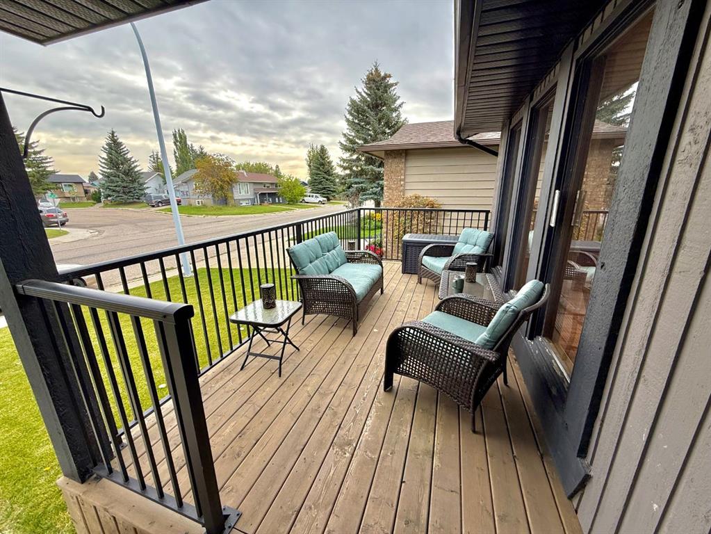 Third View of 711 10 Avenue SE, Southeast Central High River, High River, Alberta, T1V 1K3
