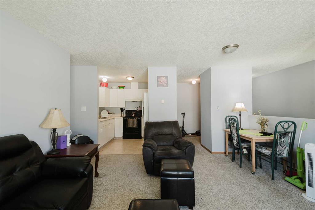 Fifth View of 108B, 11018 106 Avenue , Gateway, Grande Prairie, Alberta, T8V7T3