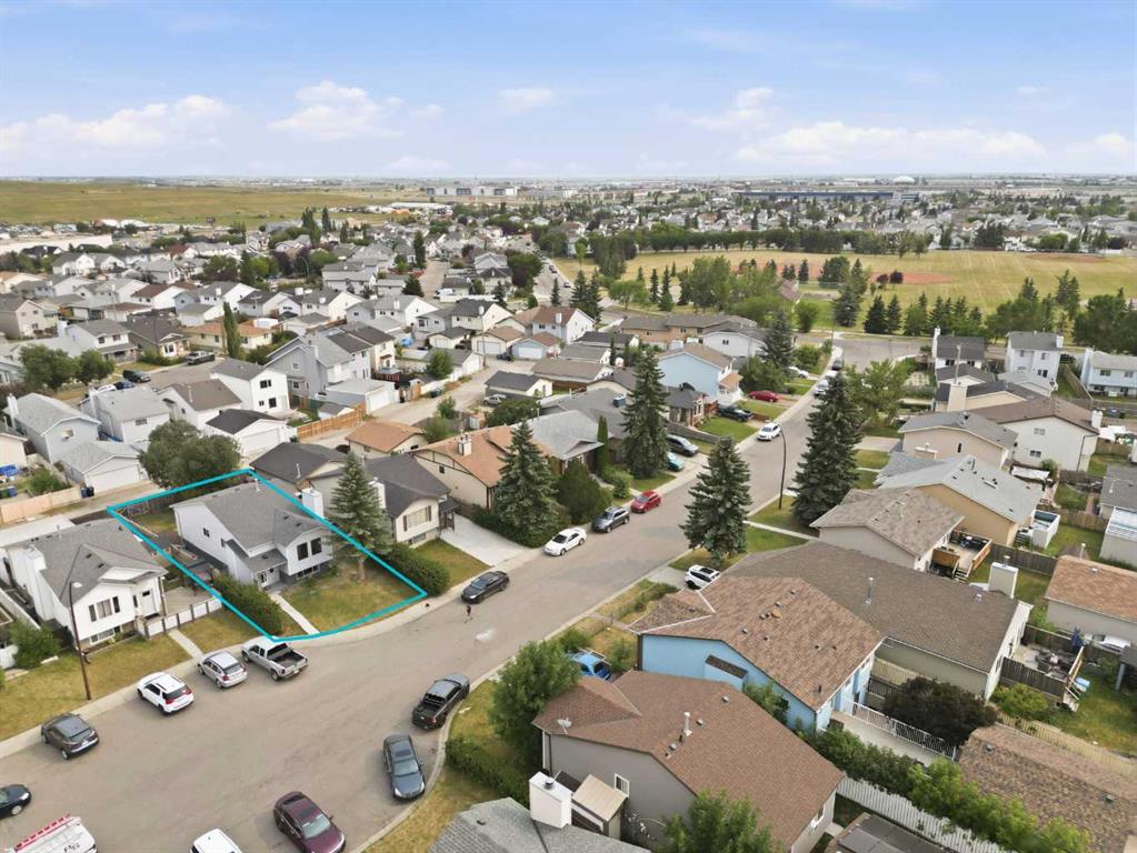 Fourth View of 52 Erin Meadows Court SE, Erin Woods, Calgary, Alberta, T2B2Z7