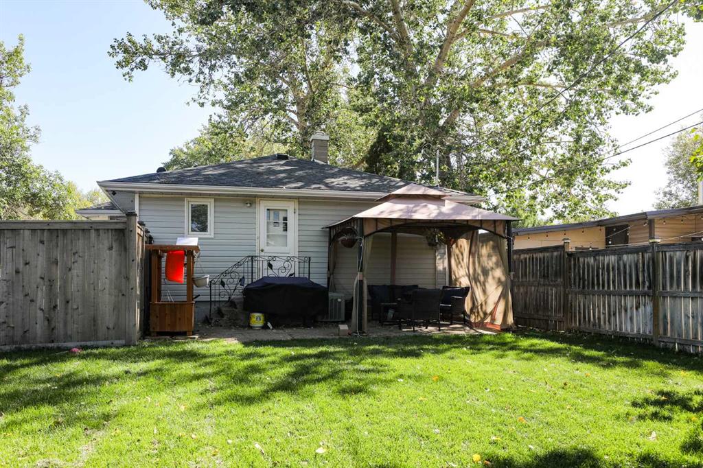 Fifth View of 2122 17 Street , NONE, Coaldale, Alberta, T1M 1E3