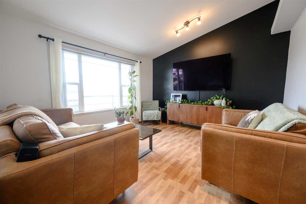 Fourth View of 12302 107A Street , Royal Oaks, Grande Prairie, Alberta, T8V 4X1