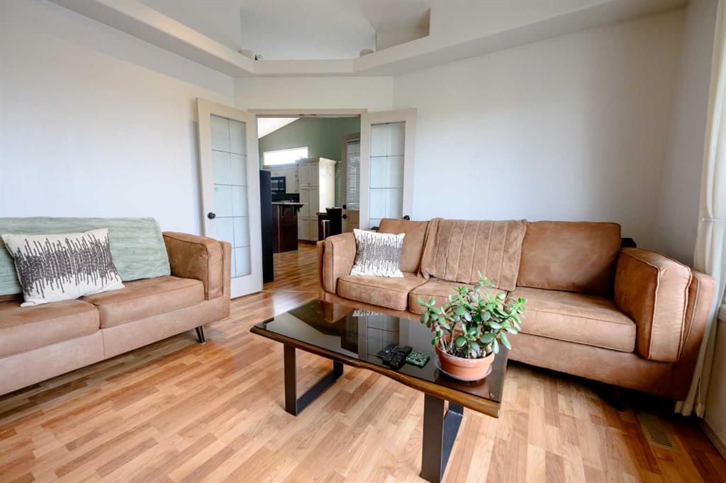 Fifth View of 12302 107A Street , Royal Oaks, Grande Prairie, Alberta, T8V 4X1