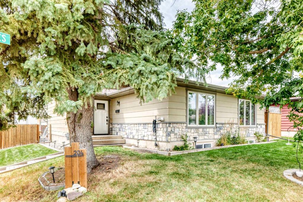 204 Midridge Crescent SE, A2340828, Alberta,