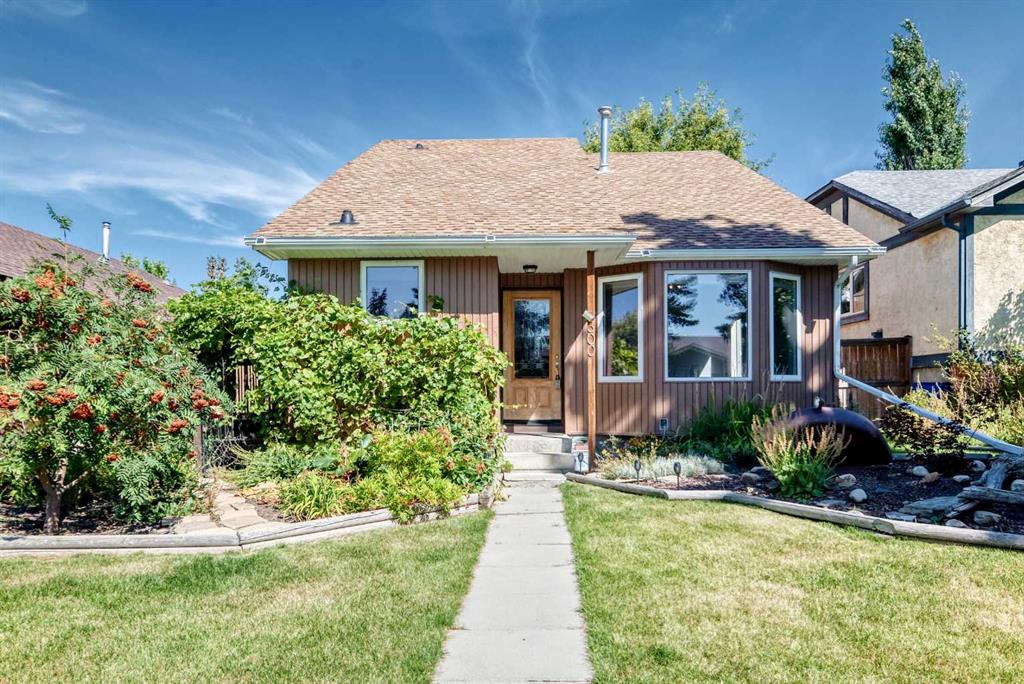 300 Marquis Place SE, A2340858, Alberta,