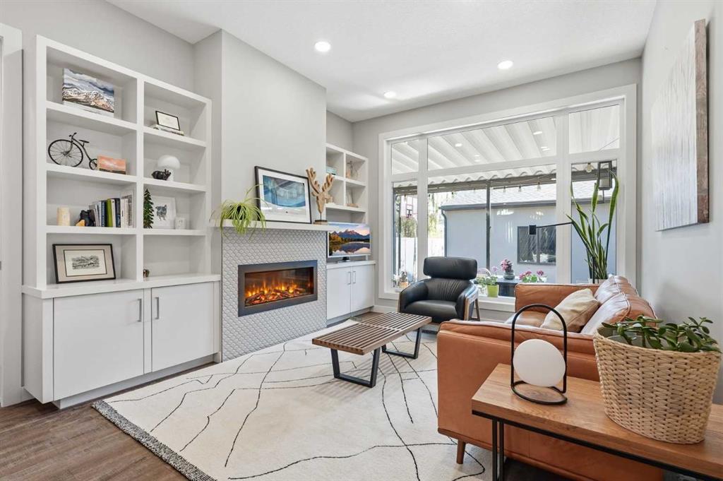 Main View of 4609 72 Street NW, Bowness, Calgary, Alberta, T3B 2L3