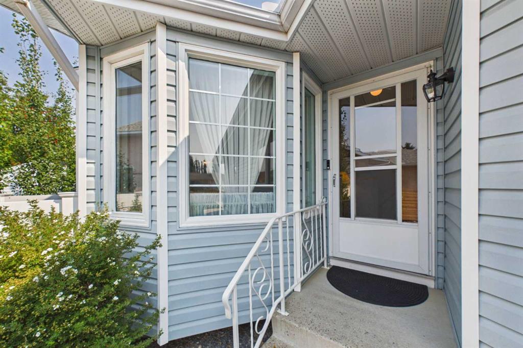 Third View of 183 Doran Crescent , Deer Park Village, Red Deer, Alberta, T4R2K3
