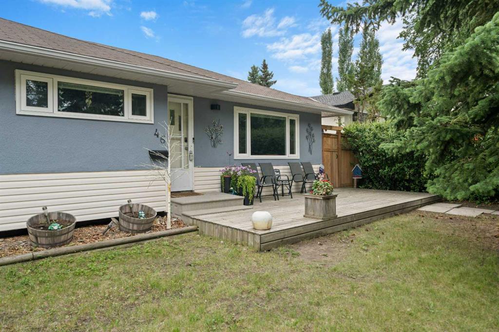 Third View of 46 Westwood Drive SW, Westgate, Calgary, Alberta, T3C 2V7