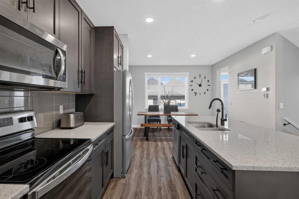 Fifth View of 851 Walgrove Boulevard SE, Walden, Calgary, Alberta, T2X 4G1