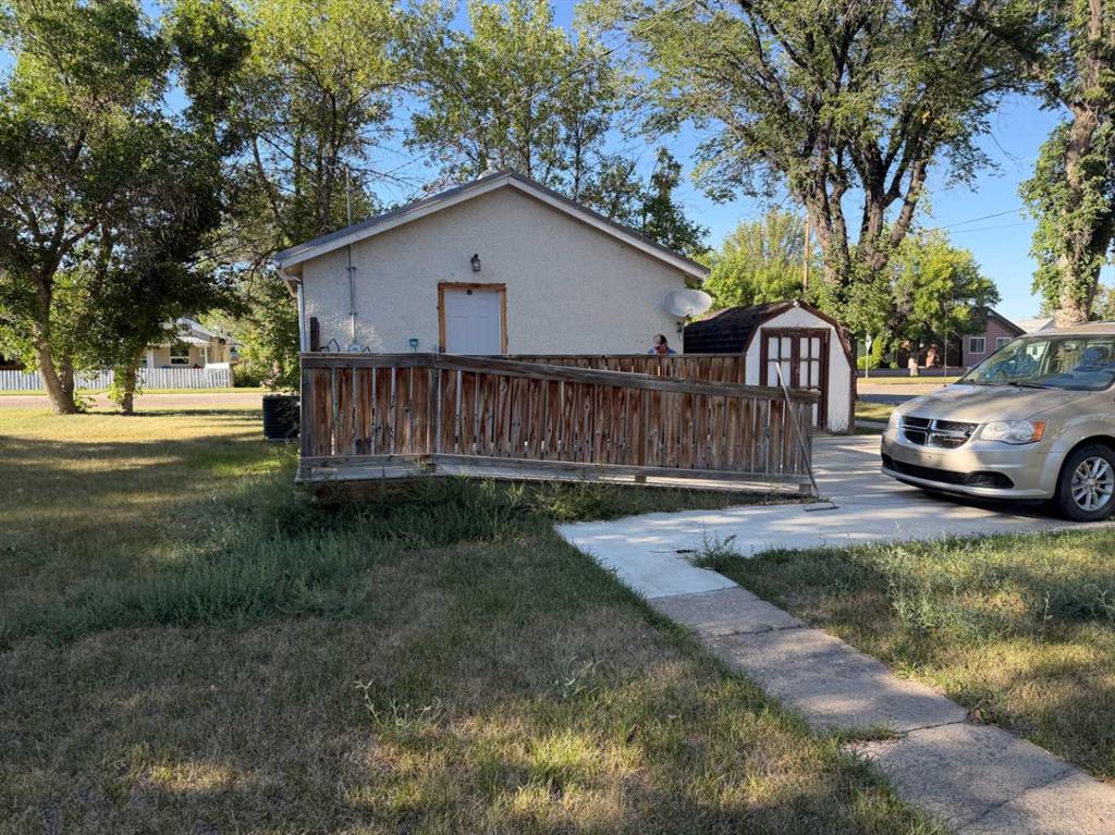 Third View of 5058 43 Avenue , NONE, Taber, Alberta, T1G 1A9