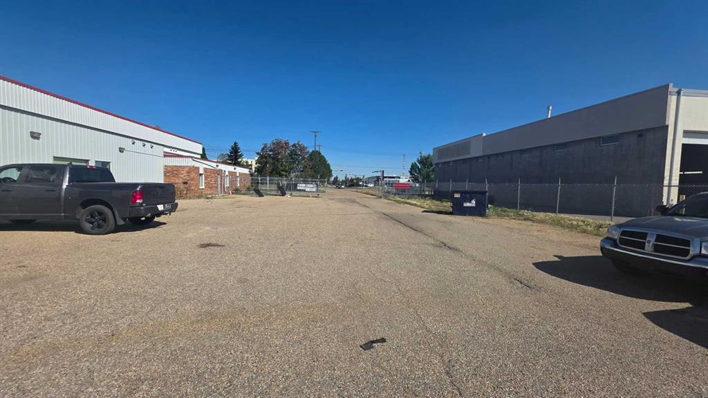 Third View of 2 & 3, 6503 67 Street , Golden West, Red Deer, Alberta, T4P1A3