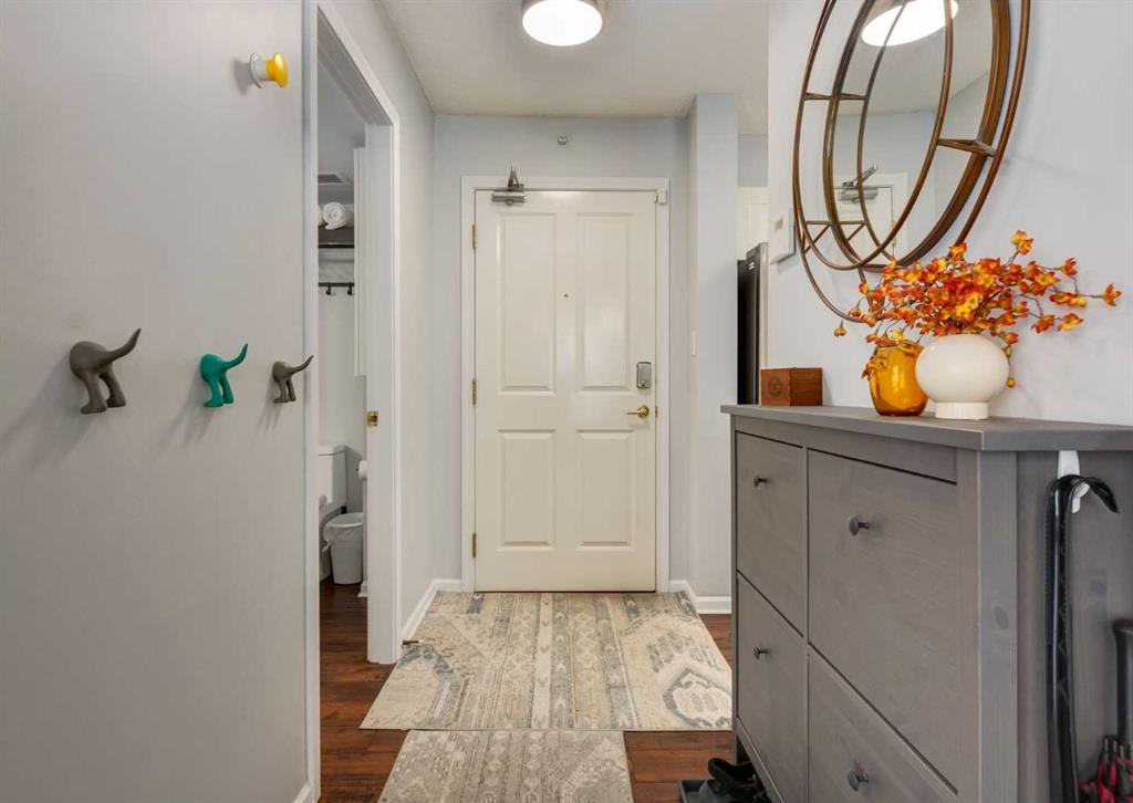 Third View of 1010, 804 3 Avenue SW, Eau Claire, Calgary, Alberta, T2P 0G9