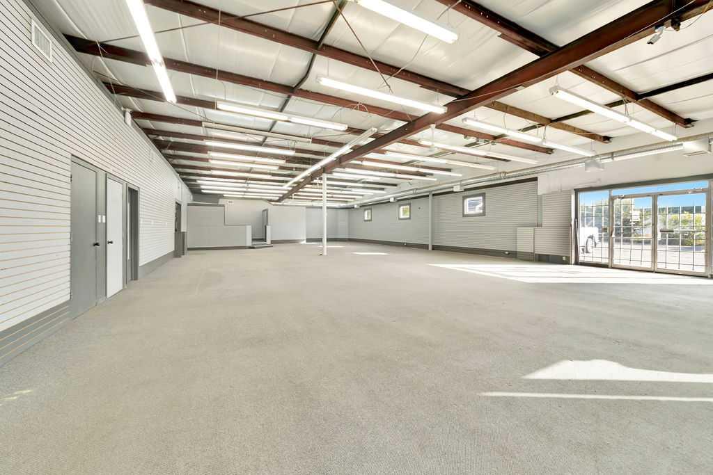 Fourth View of 4818 44 Street , Central Business District, Lloydminster, Saskatchewan, S9V0G8