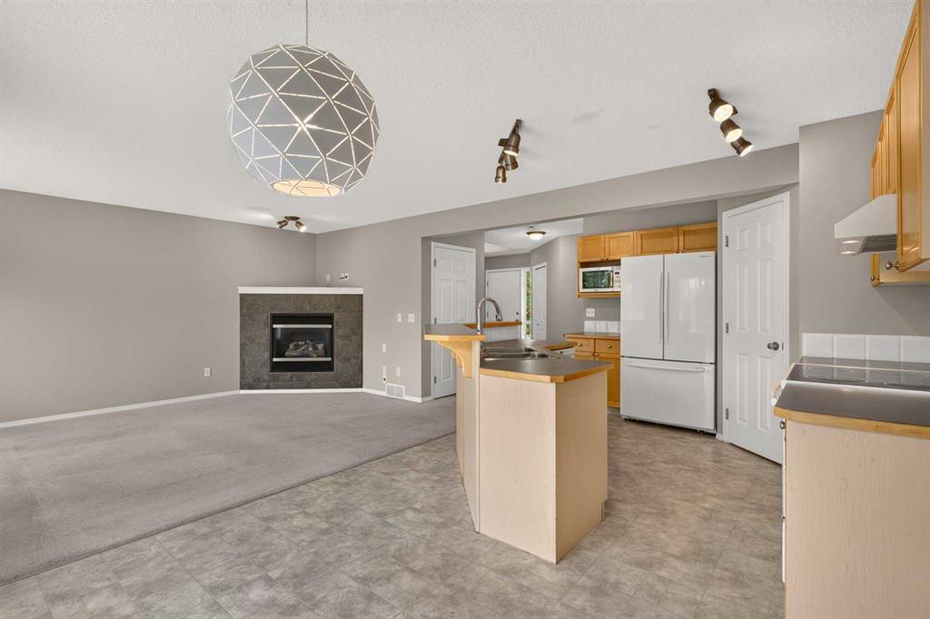 Fifth View of 170 Tusslewood Drive NW, Tuscany, Calgary, Alberta, T3L2N1