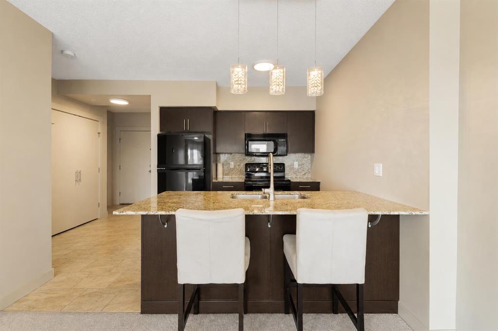 Fifth View of 806, 8880 Horton Road SW, Haysboro, Calgary, Alberta, T2V 2W3