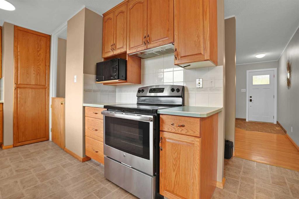 Fifth View of 1432 Robson Crescent SE, Albert Park/Radisson Heights, Calgary, Alberta, T2A 1Y7