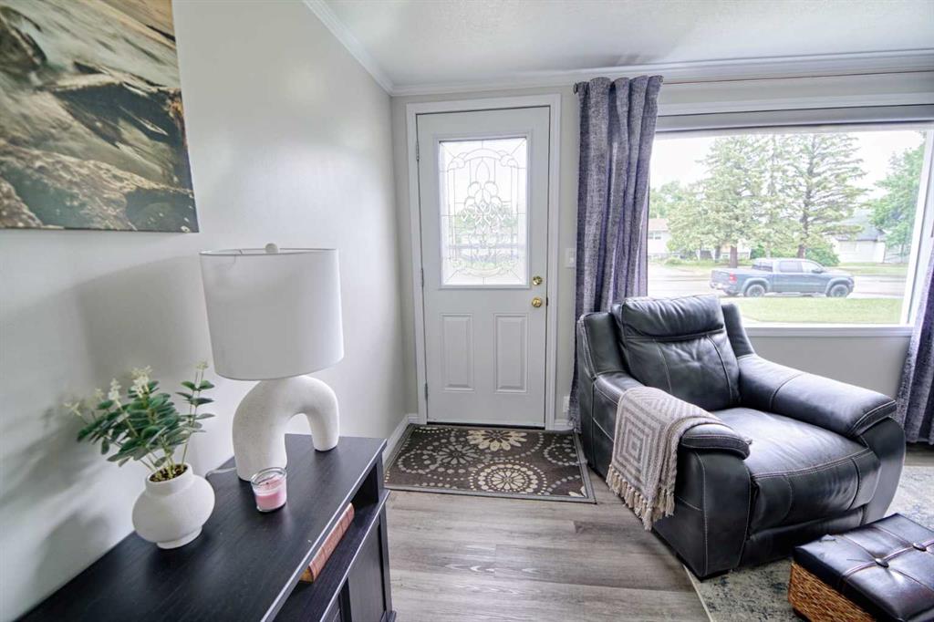 Fifth View of 6014 52 Street , NONE, Taber, Alberta, T1G 1K4