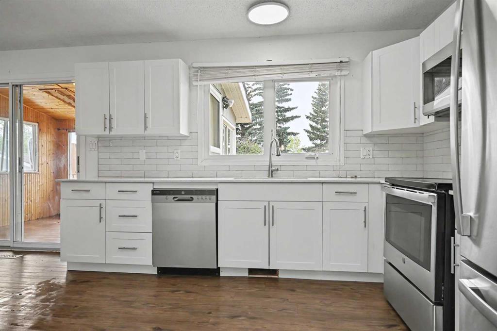Fourth View of 7330 99A Street , South Patterson Place, Grande Prairie, Alberta, T8V 4Y4