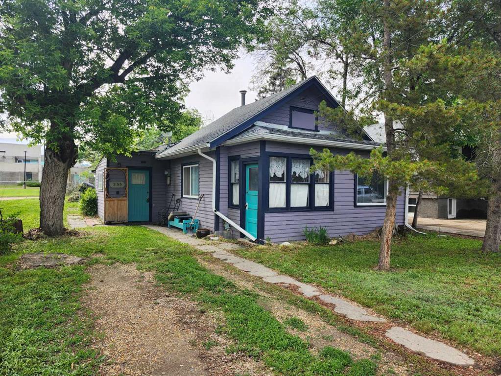 355 4 Street W, A2341082, Alberta,