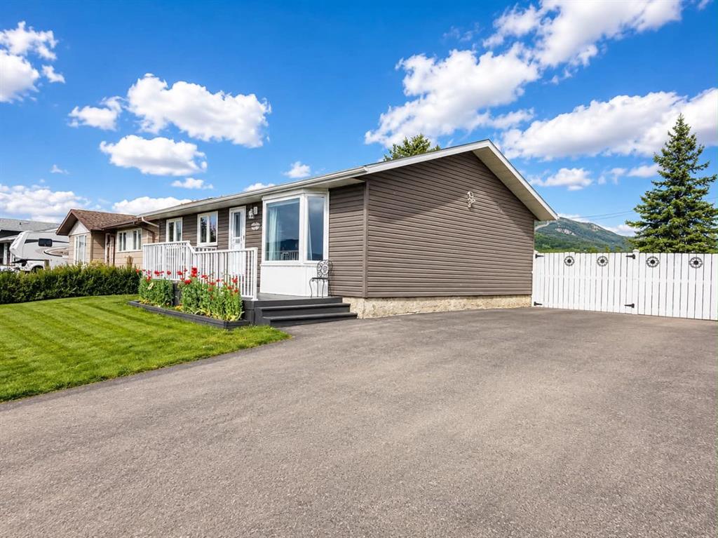 Third View of 11304 Leonard Street , NONE, Grande Cache, Alberta, T0E 0Y0