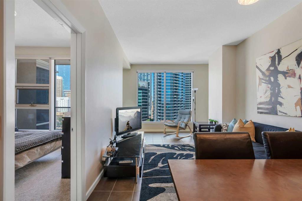 Third View of 904, 211 13 Avenue SE, Beltline, Calgary, Alberta, T2G 1E1