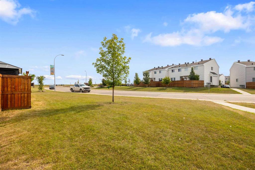 Fourth View of 10, 701 Beacon hill Drive , Beacon Hill, Fort McMurray, Alberta, T9H 3R4
