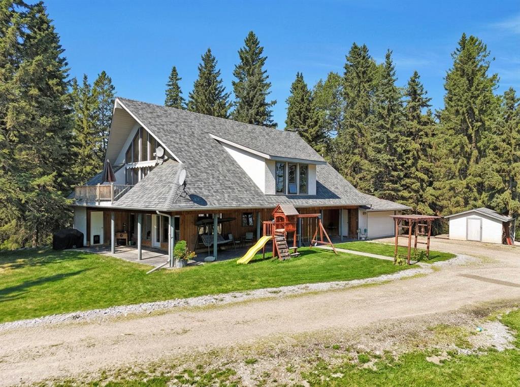 4 GREENWOOD Way , A2341127, Alberta,